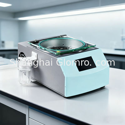 Integrated vacuum centrifugal concentrator for laboratory use. Equipped with a 2000 rpm centrifuge and a touch screen display